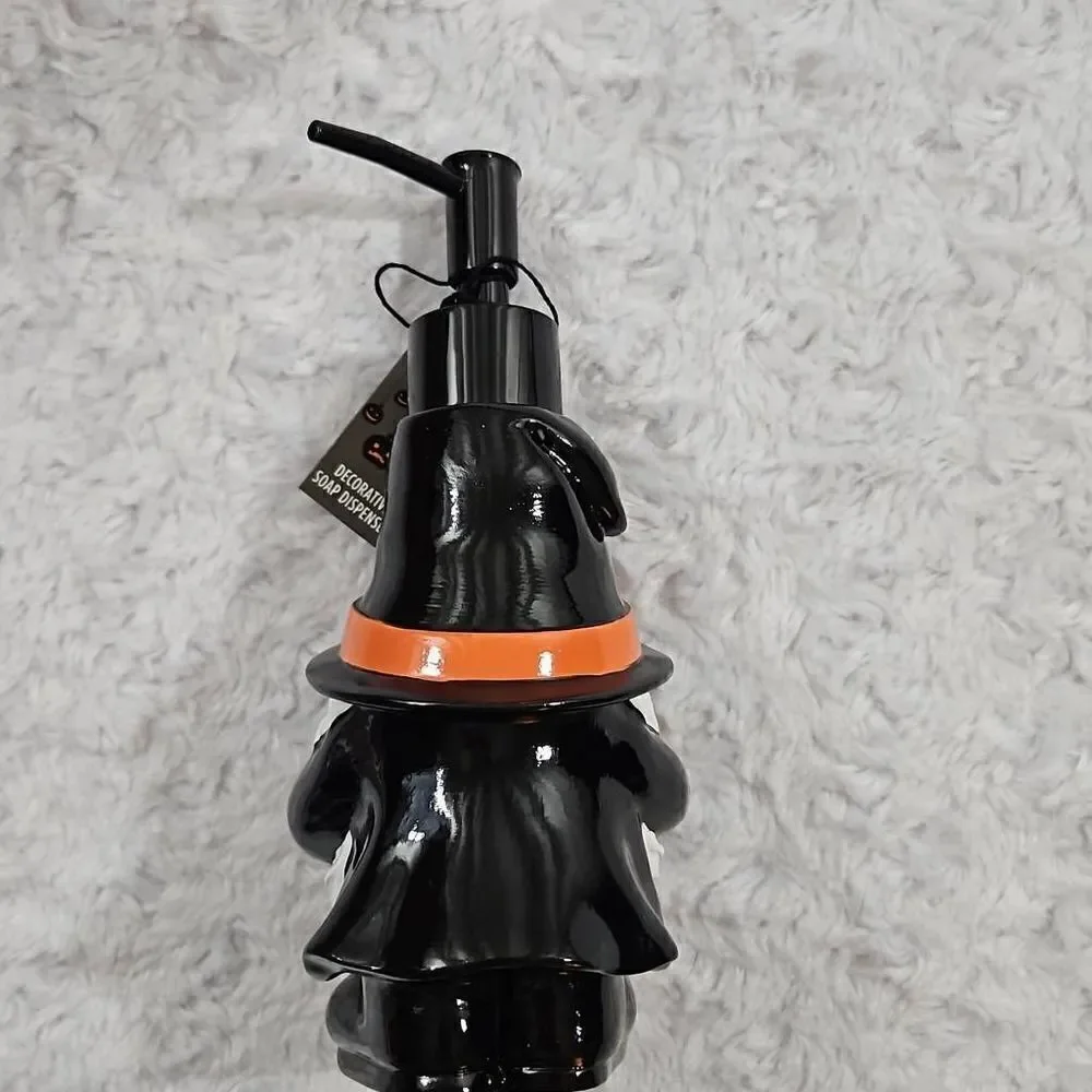 Halloween Seasonal Gnome Soap Lotion Dispenser With 